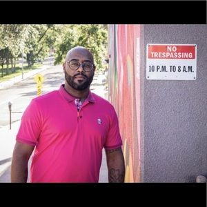 Meet your Posher, Derrick